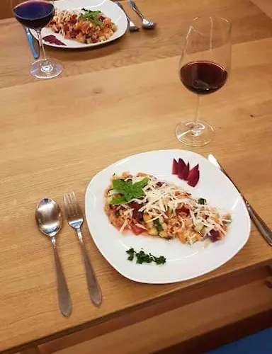 Ilex - Ein Massivholzhaus Direkt Am * Гёрлиц